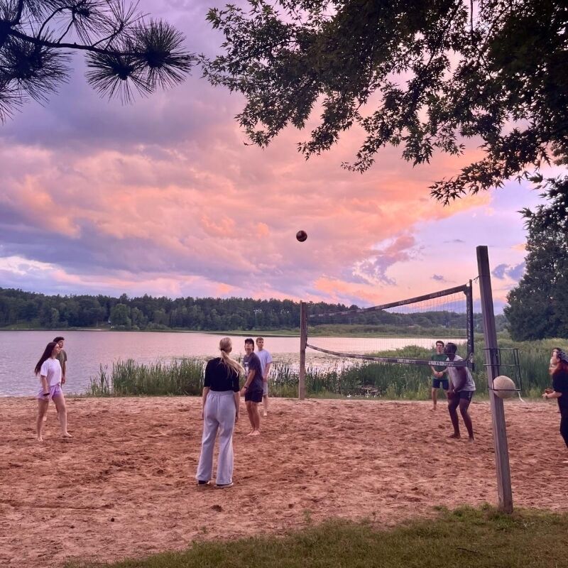 Jodie Camp USA June 2024 1 800x800