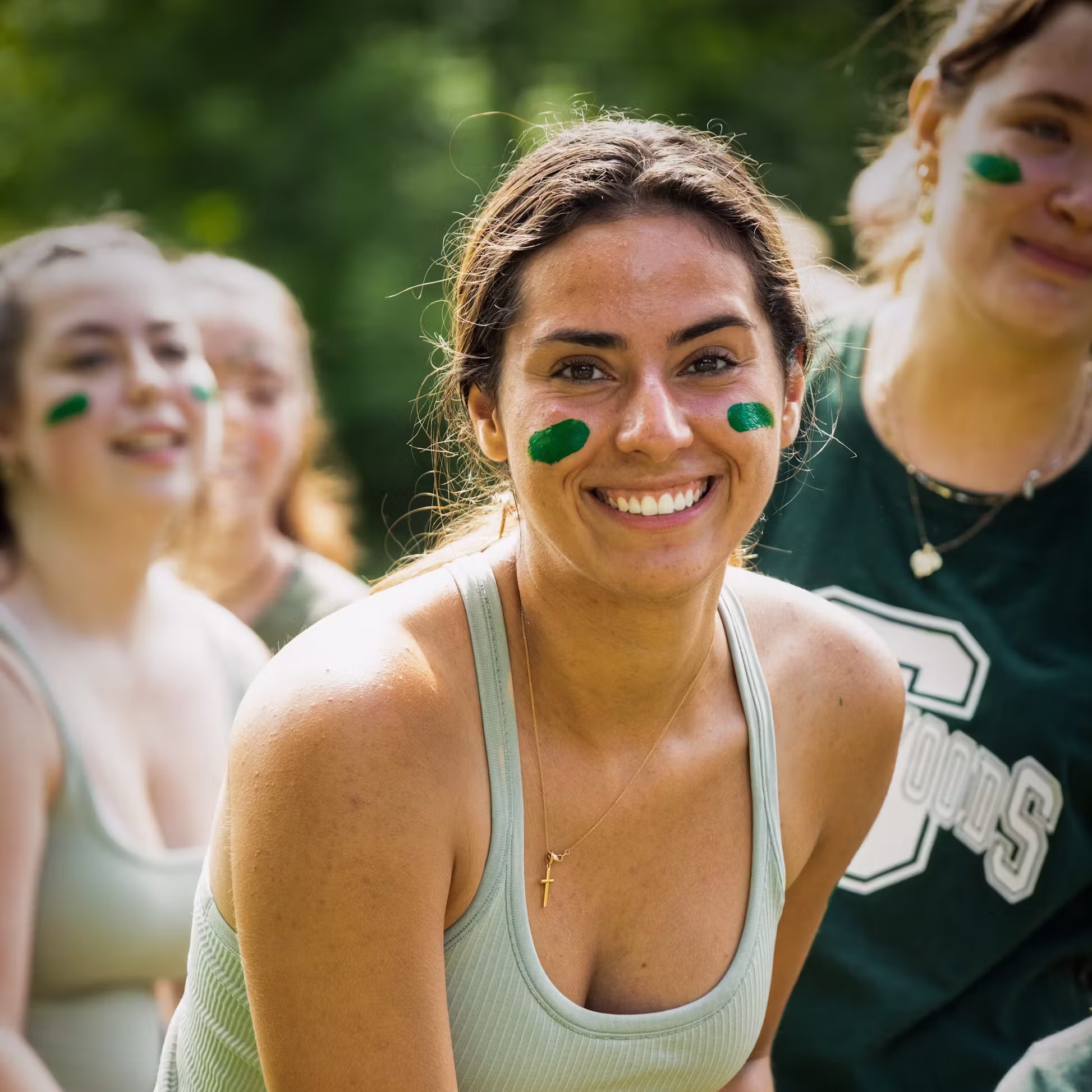 Apply for a summer camp counselor job