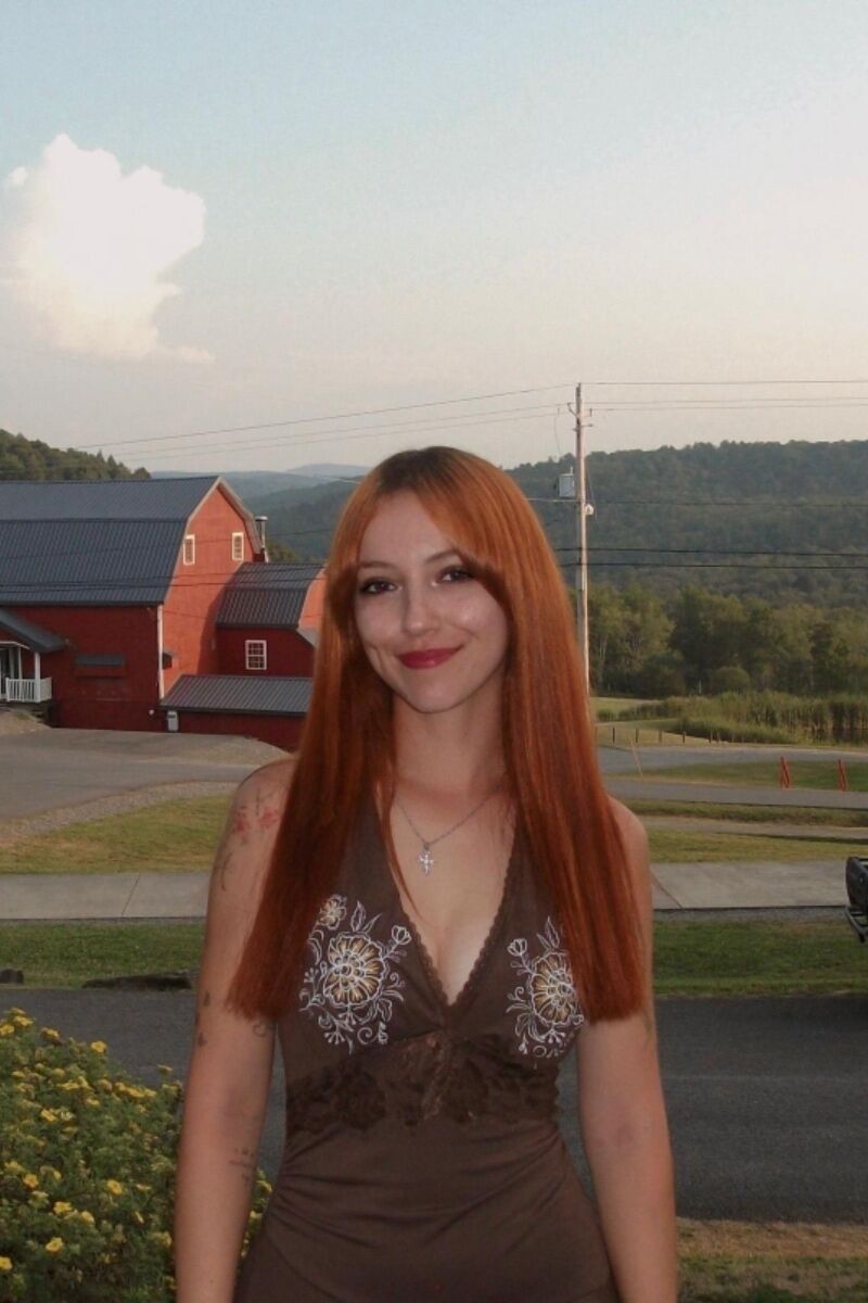 Eylul Candan 800x1200